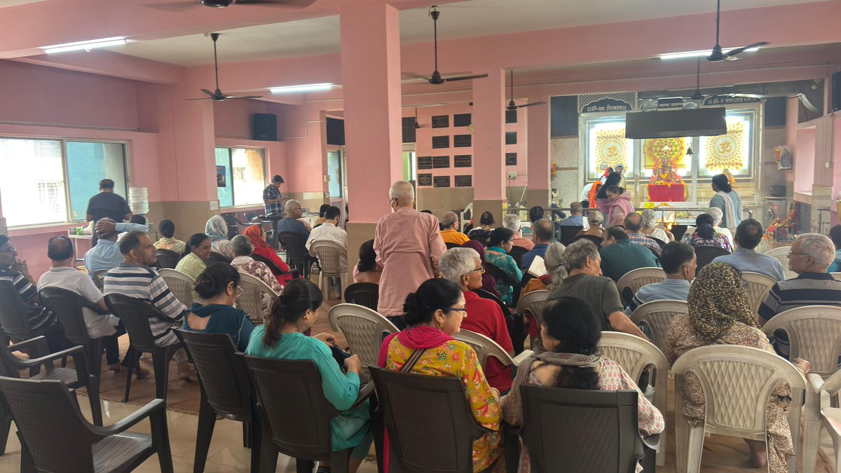 budgamboy's tweet photo. Jwala Chaturdashi Celebrations today in Pune. On this occasion the Havan and Prasad was organised by Kashmiri Hindu Sabha-Pune in Kashmir Bhavan
#Kashmir 
#Khrew
#Pune https://t.co/GAB91pa7Zb