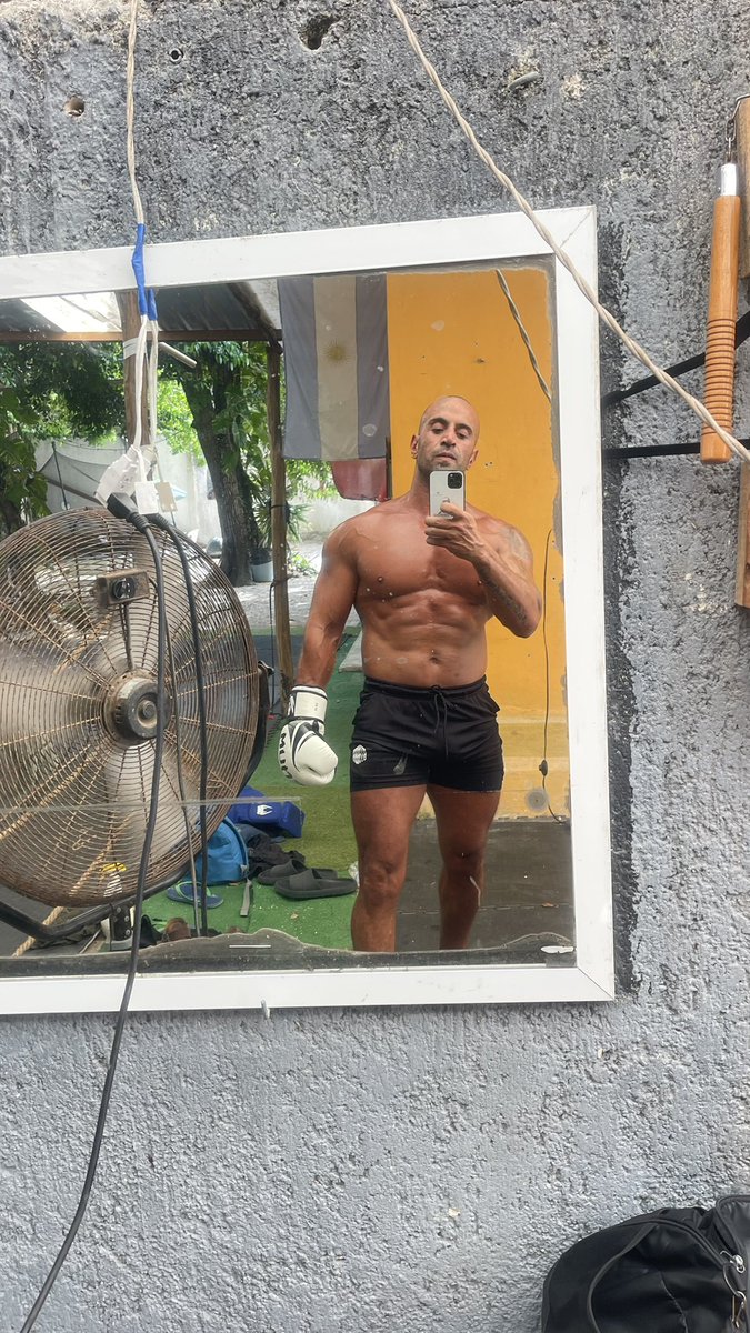 "I’m an employee. Can I avoid paying taxes?" 🤔 

Short answer? No.

As an employee, you're a modern-day slave. The government steal half your paycheck before you even touch it.

But here’s the loophole: stop being an employee. 👇 

Tell your boss you want to switch to