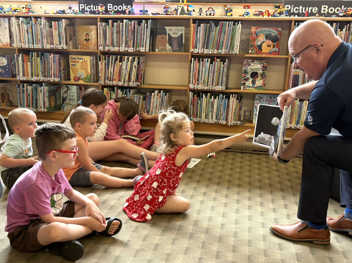 SteveClarkPC's tweet image. Had fun this morning as the Story Time Guest Reader for the Leeds and the Thousand Islands Public Library TD Summer Reading Club.
Fantastic group of children, who made some great book selections and were a very engaged audience with lots of questions!
Thanks to the outstanding…