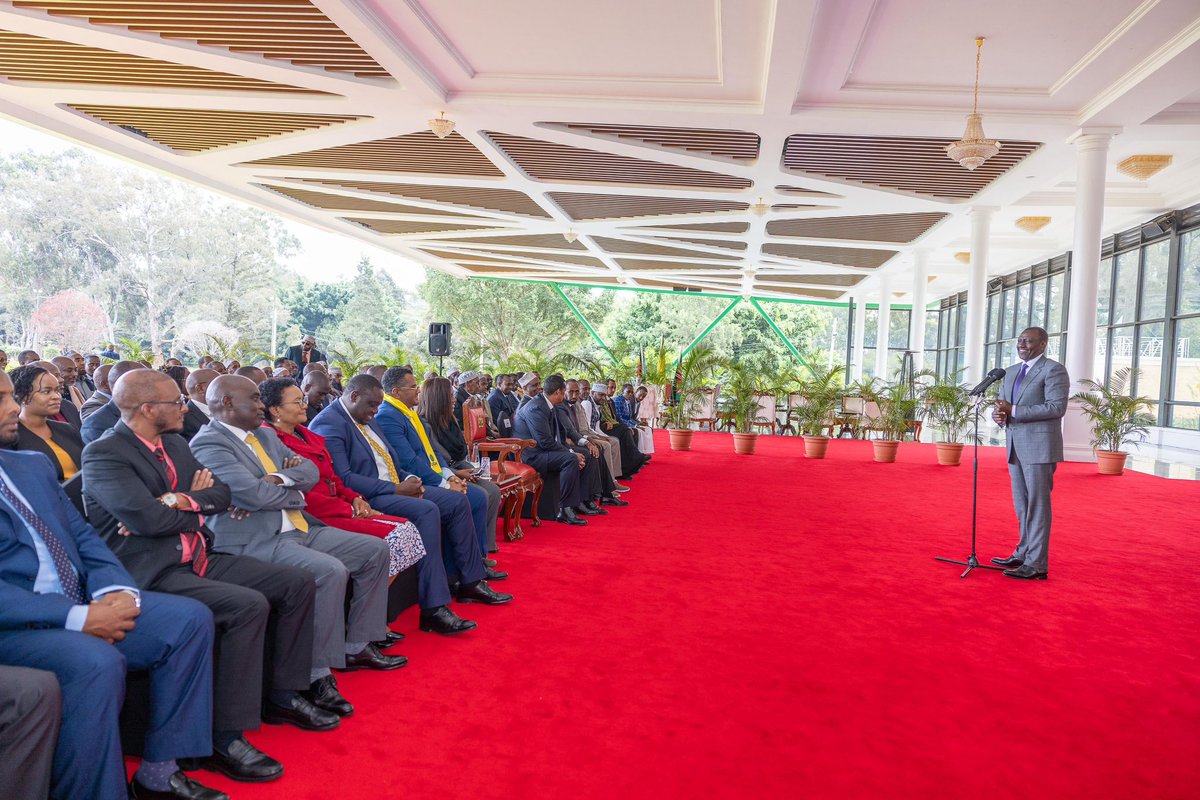 WilliamsRuto's tweet photo. Frequent interactions are essential in evaluating the progress of our Bottom Up Economic Transformation Agenda. Our programmes in agricultural innovation, infrastructure development, universal healthcare and housing, among others, are changing our country in tremendous ways.

We are very proud of the progress we are making in transforming our country and we are determined to take our country to the next level.

This is why we are firmly resolute that violence cannot be allowed to destroy what we have built and are building. Kenya cannot be held hostage by malevolent forces out to subvert our democracy.

Hosted United Democratic Movement (UDM) party officials, led by Party Leader Ali Roba, State House Nairobi. UDM is a committed member of the Kenya Kwanza Alliance.