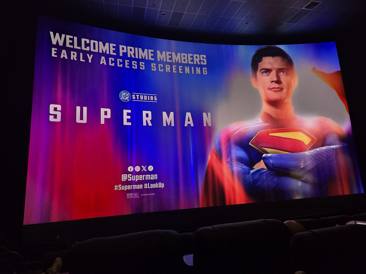 DomTabon's tweet photo. @kennygdude @NeoInFlames @MightyKeef @Gapi182 There were screenings last night for those who bought tickets from Amazon Prime.  So a lot of people saw the movie last night. https://t.co/uVxvUM61Eb