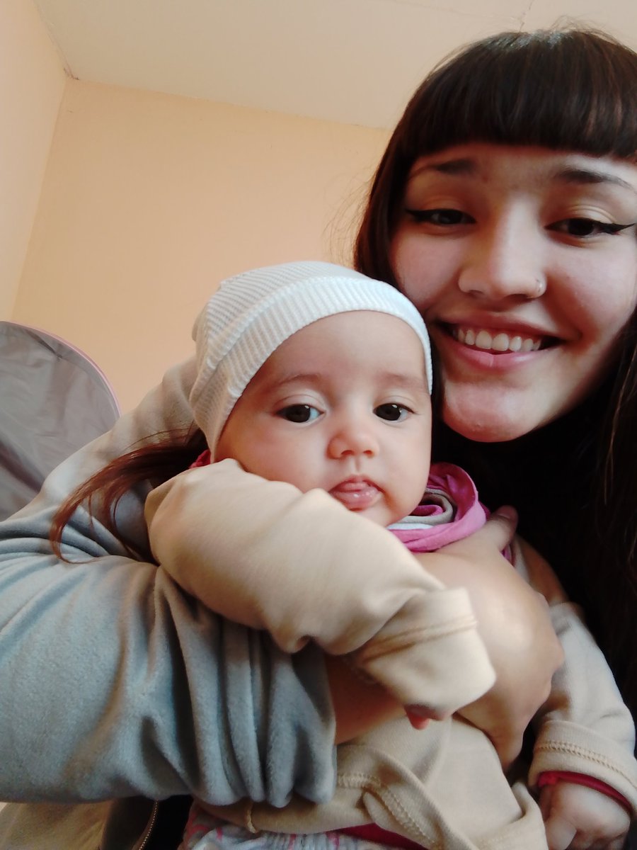 melaa077's tweet photo. Mi compañera de está y todas mis vidas🥺🫶🏻 https://t.co/rM3ufblWJP