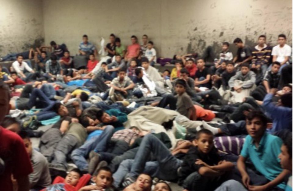 ShaeAaron's tweet image. NBC never interviewed deportees when Obama and Biden placed kids in cages. 🤷♀️