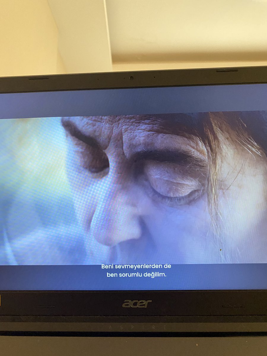 Angaarya's tweet image. Hiçbir şey bizim suçumuz değil Nihan, sen çirkin değilsin, onlar kalpsiz.

Gassal 🎬