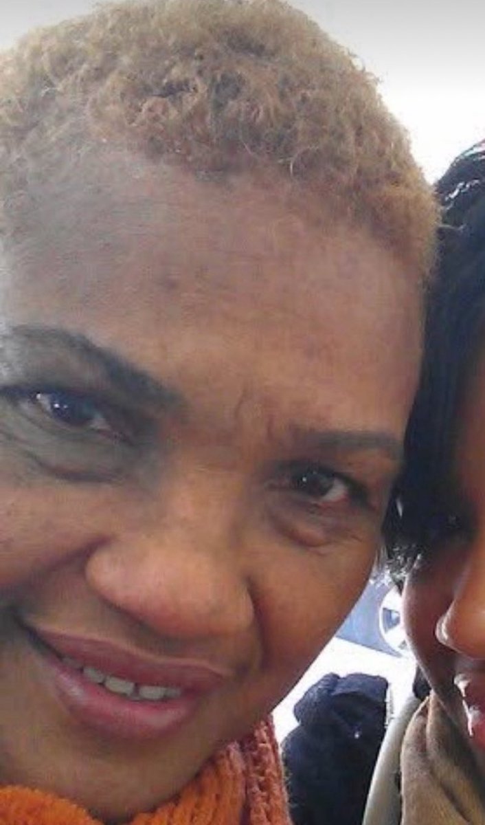resisterd00's tweet photo. @jetsetpapi @Dominicano1621 Beautiful Haitian women 🤣🤣🤣 https://t.co/L6VKTZ4mMm