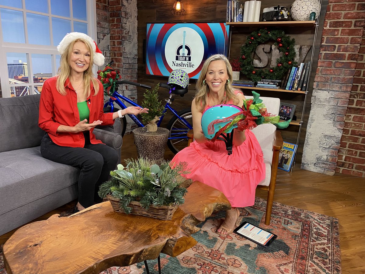 LisaSpencerWSMV's tweet photo. It’s almost time for the Christmas in July 🎄Bike Drive to benefit @LastMinToyStore . Join me today on @TODAYINNASH at 2:30 on @WSMV to learn all about it.
The bike drive is Friday &amp; Saturday, July 25-26 with the @NashSheriff. #ChristmasInJuly #bikedrive https://t.co/sFozJ44FOx