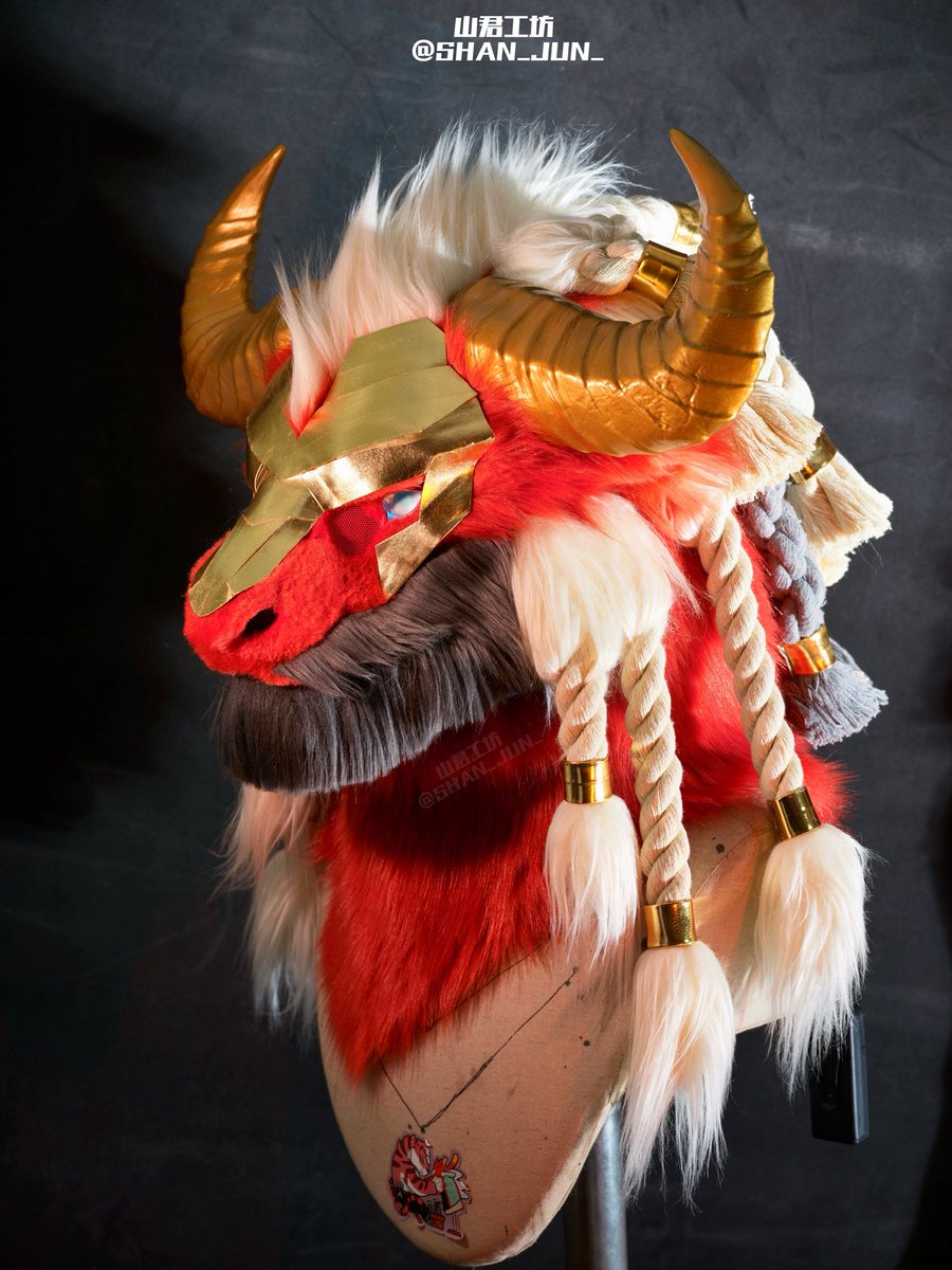 SHAN_JUN_'s tweet image. 阿瑞斯之角(Horns of Ares)
It will be auctioned soon.
📹:@Qingsan73
#fursuitforadopt #山君工坊 #realisticfursuit #furryart #handmade #fursuit #fursuitmaker #兽装 #兽装师 #furryartist #furryartwork #furrycommunity