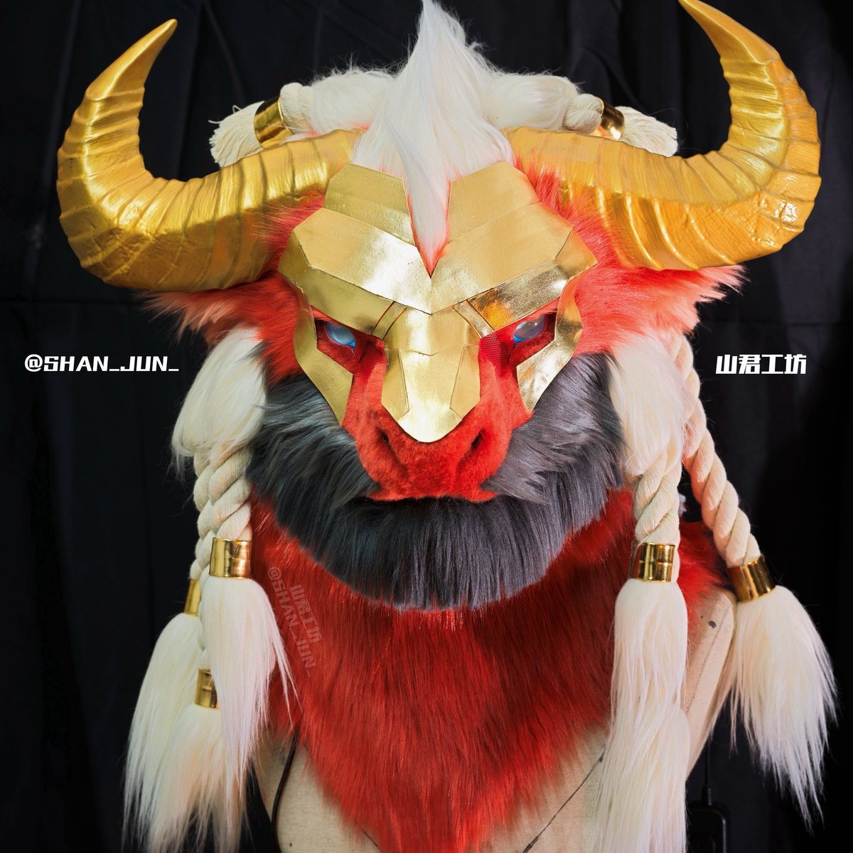 SHAN_JUN_'s tweet image. 阿瑞斯之角(Horns of Ares)
It will be auctioned soon.
📹:@Qingsan73
#fursuitforadopt #山君工坊 #realisticfursuit #furryart #handmade #fursuit #fursuitmaker #兽装 #兽装师 #furryartist #furryartwork #furrycommunity
