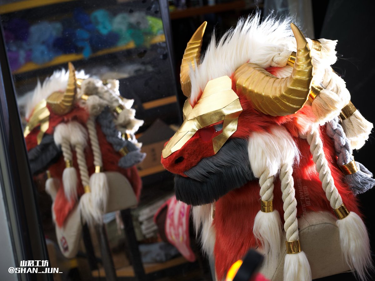SHAN_JUN_'s tweet image. 阿瑞斯之角(Horns of Ares)
It will be auctioned soon.
📹:@Qingsan73
#fursuitforadopt #山君工坊 #realisticfursuit #furryart #handmade #fursuit #fursuitmaker #兽装 #兽装师 #furryartist #furryartwork #furrycommunity
