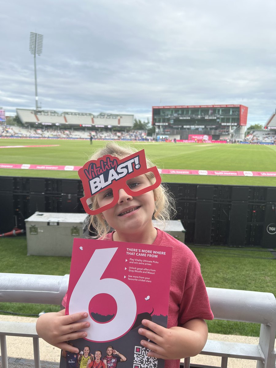 All set for her first <a href="/englandcricket/">England Cricket</a> match 🙌