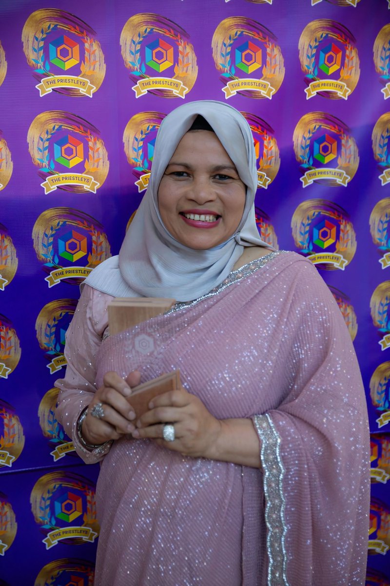 The Priestley Academy Trust (@priestleytrust) on Twitter photo And last but not least for our staff awards, our Special Recognition Award went to Rummee Khan of <a href="/GreenLanePAT/">Green Lane Primary School</a> ๐ ๐ Congratulations!!
#ThePriestleys #StaffAwards #ProudToBePriestley And last but not least for our staff awards, our Special Recognition Award went to Rummee Khan of <a href="/GreenLanePAT/">Green Lane Primary School</a> ๐ ๐ Congratulations!!
#ThePriestleys #StaffAwards #ProudToBePriestley