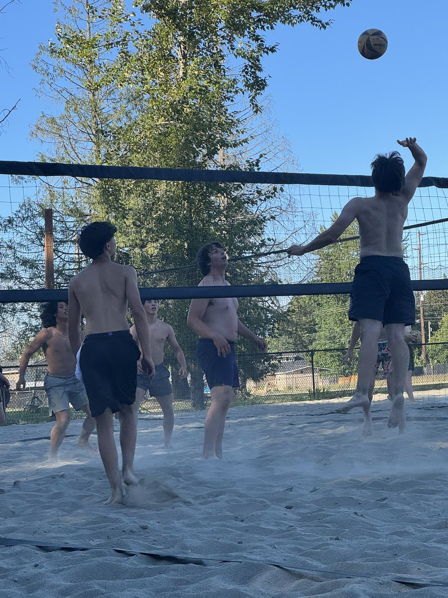 shanedKeck's tweet image. Annual @GPGrizzFootball sand volleyball tournament. Team @JamesTJenkins with the W!!!