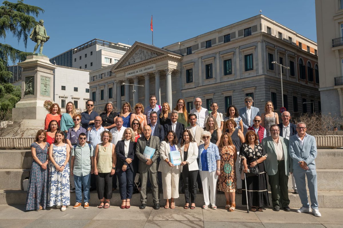 Accu Granada ha participado en la presentación del Proyecto RETAR  en el congreso de los diputados. Nuestra psicóloga Eva María Sánchez Capilla forma parte de este proyecto tan apasionante que va destinado a la atención a las personas con enfermedad inflamatoria intestinal.