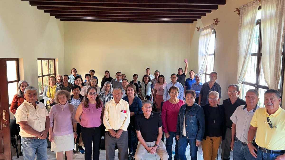 ISSEG (@issegente) on Twitter photo 📱💻 En la Casa del Jubilado de San Miguel de Allende, más de 40 personas jubiladas aprendieron a usar su celular y computadora para hablar con sus familias, trabajar y seguir conectadas.
¡Nunca es tarde para aprender!
#ISSEG <a href="/gobgente/">Gobierno de la Gente</a> 📱💻 En la Casa del Jubilado de San Miguel de Allende, más de 40 personas jubiladas aprendieron a usar su celular y computadora para hablar con sus familias, trabajar y seguir conectadas.
¡Nunca es tarde para aprender!
#ISSEG <a href="/gobgente/">Gobierno de la Gente</a>