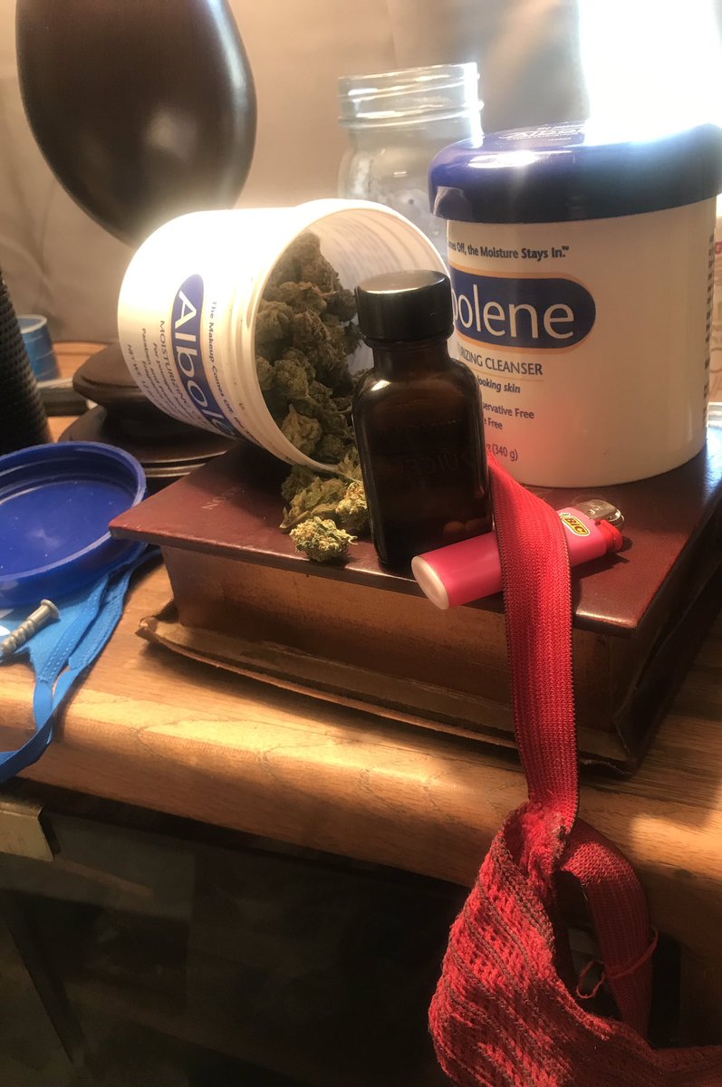 420PopperPenis tweet media