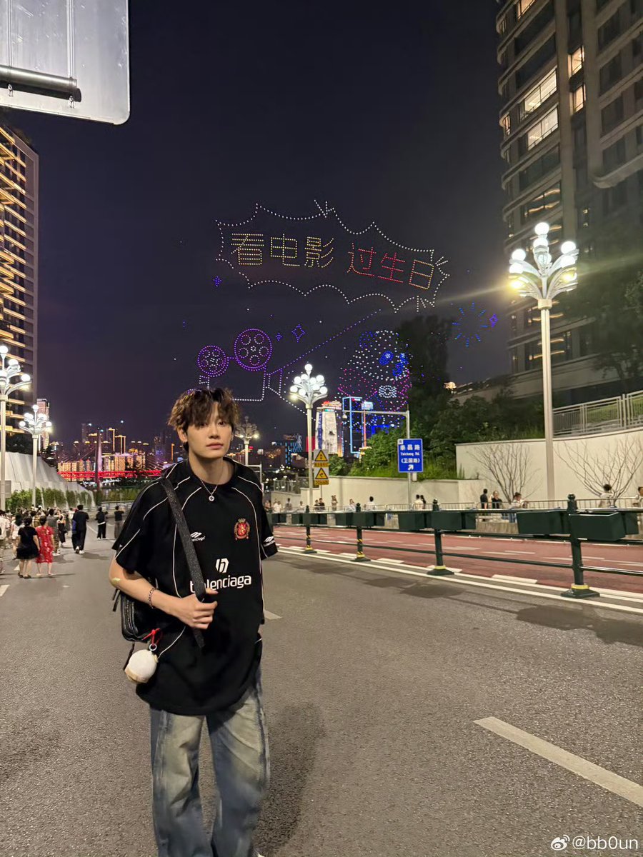 bb0un_official's tweet photo. 🗓️[10.07.2025] Weibo : bb0un 

🎂🎂🎂 30

📍https://t.co/ymHJ0sOt1U

#bb0un https://t.co/Q2oD0PYJ9h