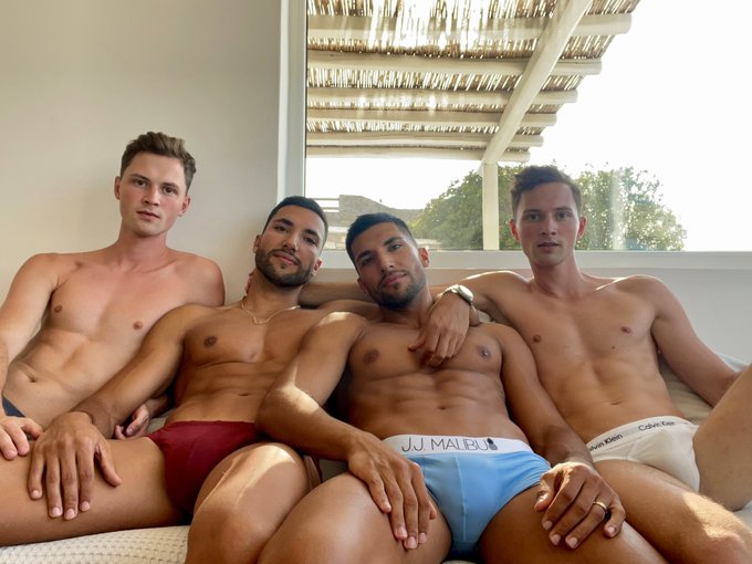 Watch Twin fitness's leaked NSFW photo on TwXstars