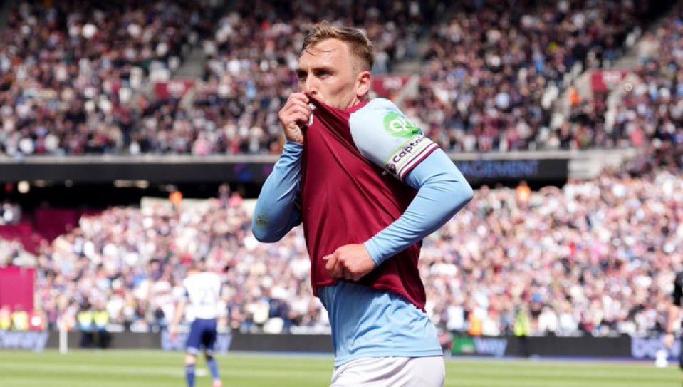 Was with us to get Europa League

Saw Noble retire

Scored the winning goal of a European final

Married to a girl in a West Ham family

Saw Declan Rice leave to our rivals

Seen 3 different managers in 1 year

Saw Kudus leave for our rivals

And still he is here, our Legend⚒️❤️