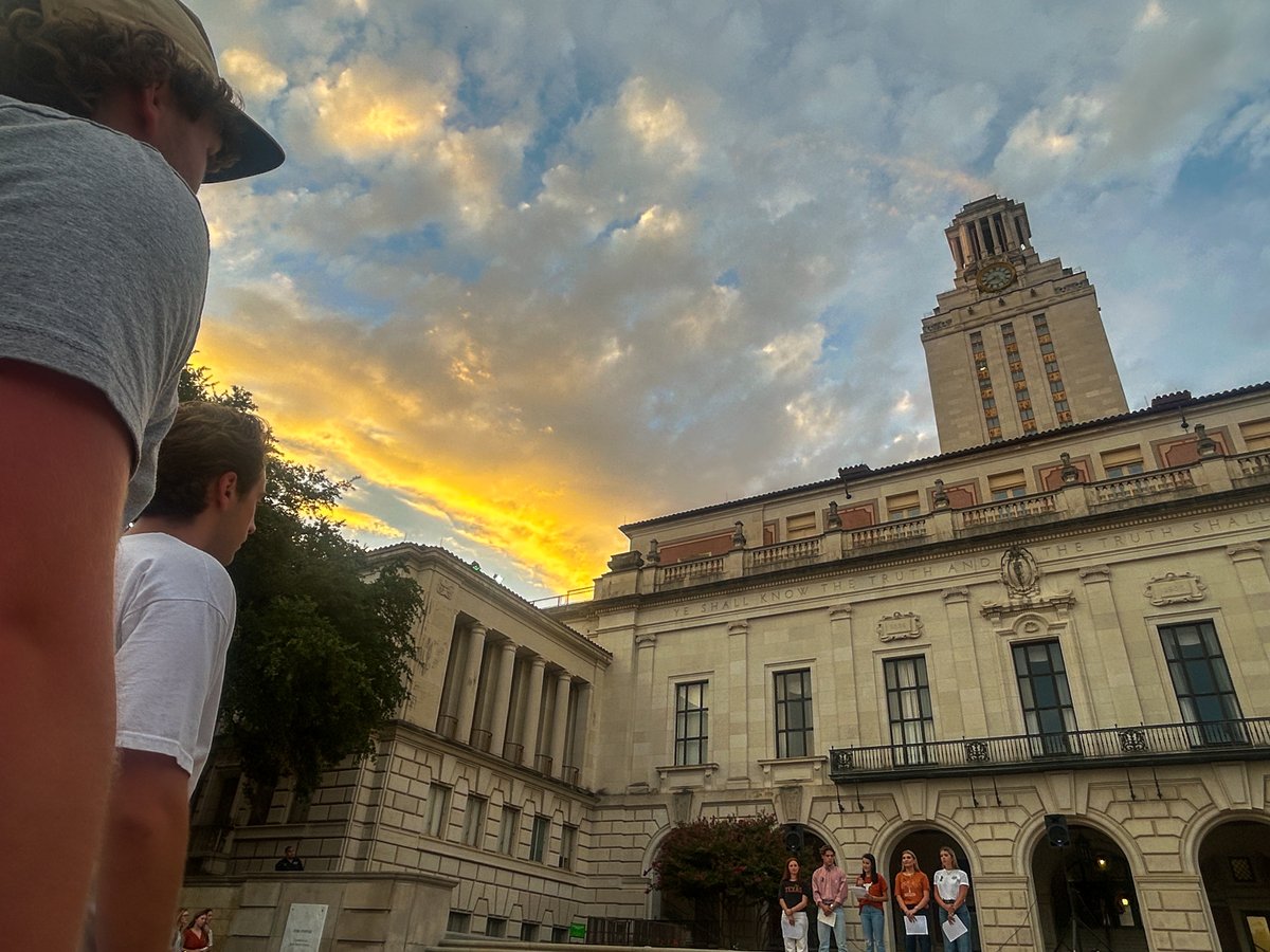 UTDoS's tweet image. Students came together last night on the steps of the UT Tower to remember those lost & still missing in the Central Texas flooding. The vigil, organized by students for their fellow Longhorns & alumni, brought members of the community together in a shared moment of reflection 🧡