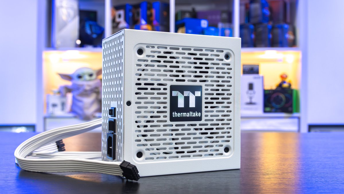 NEW VIDEO!

Today, we look at a super clean white power supply, the GF A3 Snow 850W from ThermalTake!

youtu.be/HpS5wbmiluQ