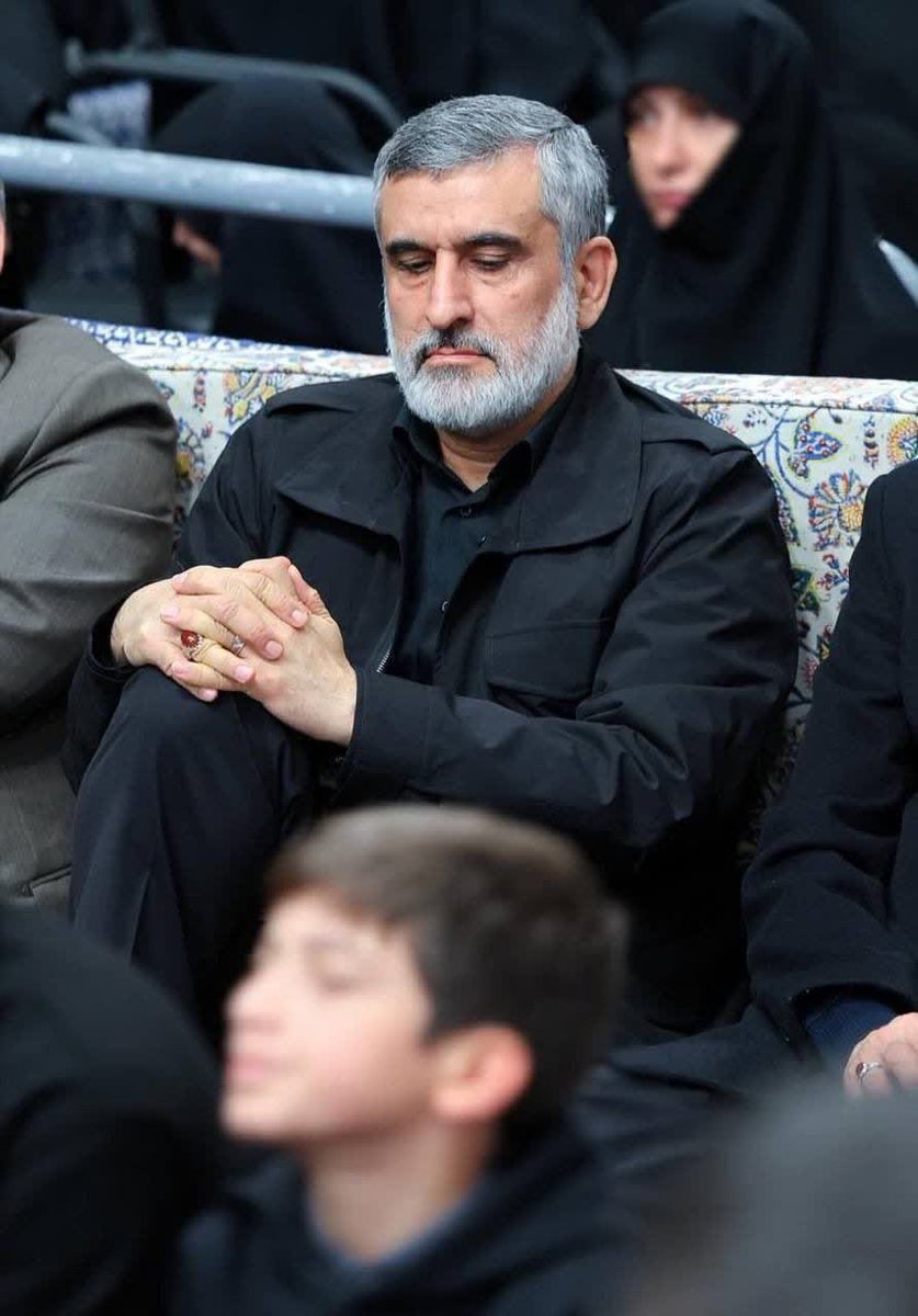 می‌شود خوشبخت؛ آنکه پیر شد پایِ حسین 
#حب_الحسین_یجمعنا
#ملت_حسینی