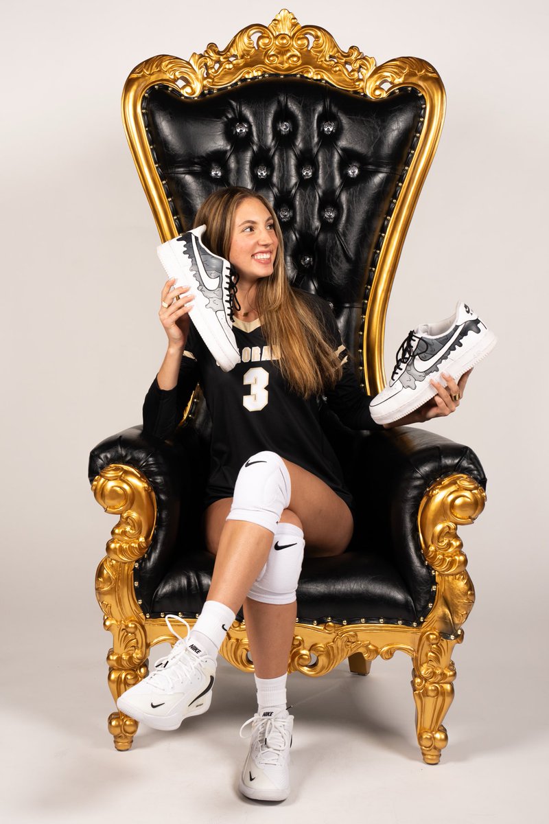 CUBuffsVB's tweet image. Happy birthday to this absolute BALLER😤🥰🫶 We love you Rian!
#GoBuffs // #CUBuffsVB