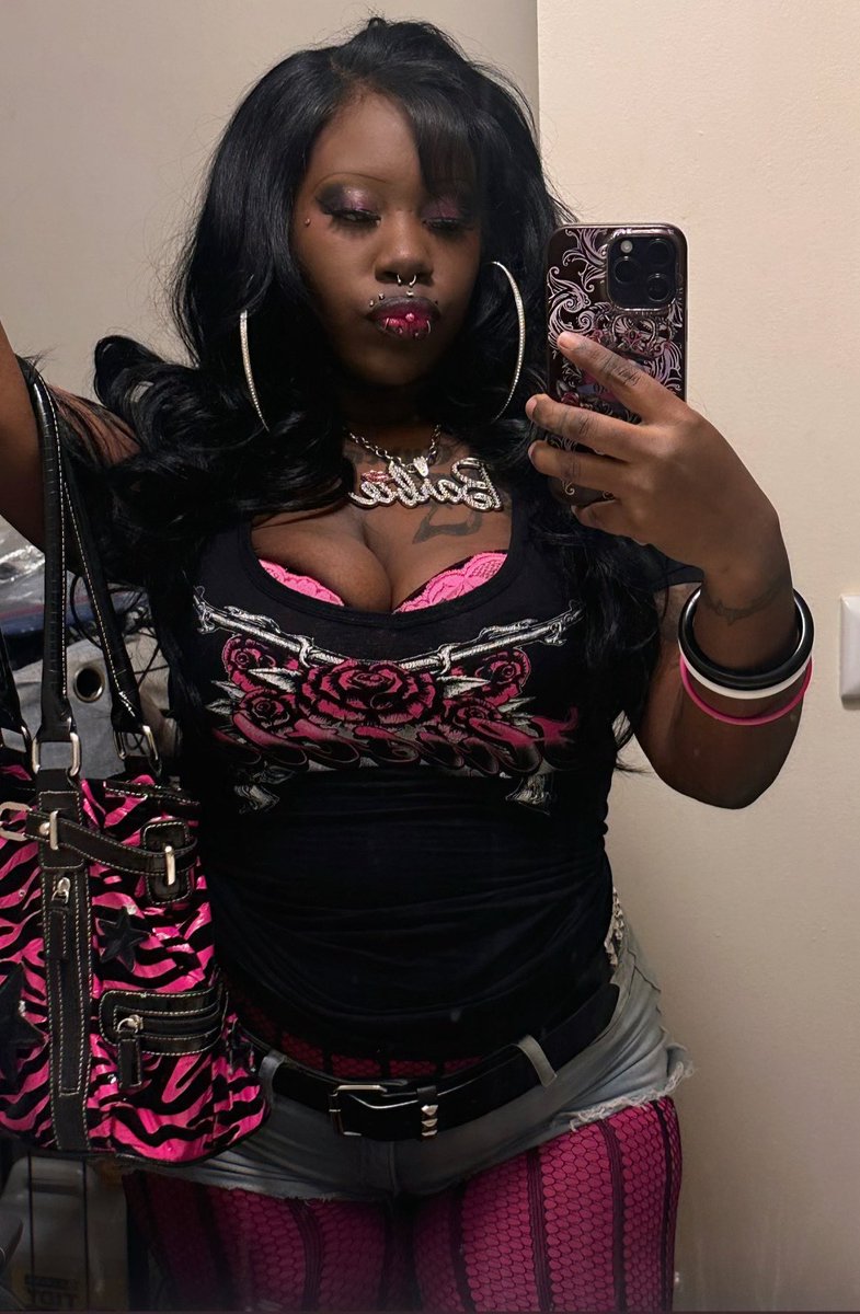 xo_Mz.Fly2k_xo tweet media