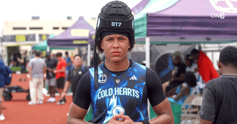 "EJ Holland" (@ejhollandon3) on Twitter photo "I love the standard they have set for the players and the culture. I just love it all."
Top 100 ATH Saleis Moa (<a href="/salesimoa8/">Salesi Moa</a>) goes in-depth on Michigan, last month's official visit and more as he looks to make a decision this summer #GoBlue. on3.com/teams/michigan… "I love the standard they have set for the players and the culture. I just love it all."
Top 100 ATH Saleis Moa (<a href="/salesimoa8/">Salesi Moa</a>) goes in-depth on Michigan, last month's official visit and more as he looks to make a decision this summer #GoBlue. on3.com/teams/michigan…