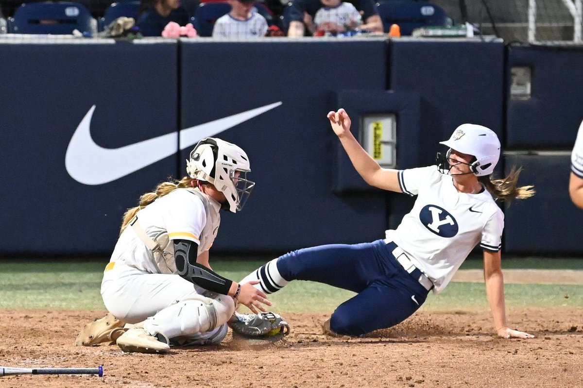 BrielleMil25's tweet photo. @CoachGill_MSU Hi Coach Gilland, 

My name is Brielle Milius. I’m a catcher/corner from #13 College of Southern Idaho. I would love to talk to you about your program! Please check out my profile for videos. https://t.co/TK0KwLqVsg