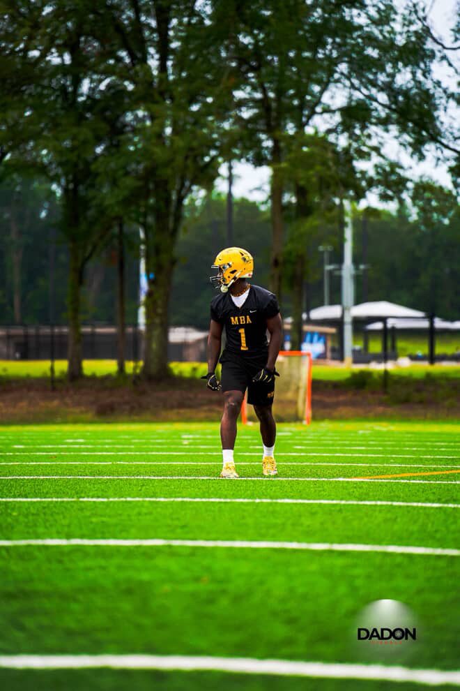 I will be wearing number 1 for my junior and senior year for MBA🖤💛 #GetBack