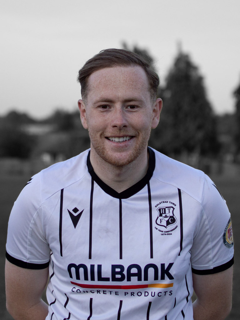 HalsteadTownFC's tweet photo. Todays last player update, we are pleased that joint top scorer in his first season @Deanager10 and his magical left foot will once again ply his trade at The Milbank.
Want to sponsor him or anyone else, send a DM or message to halsteadtown@outlook.com
https://t.co/DsLOLue3GS https://t.co/iNdcVzkvXV