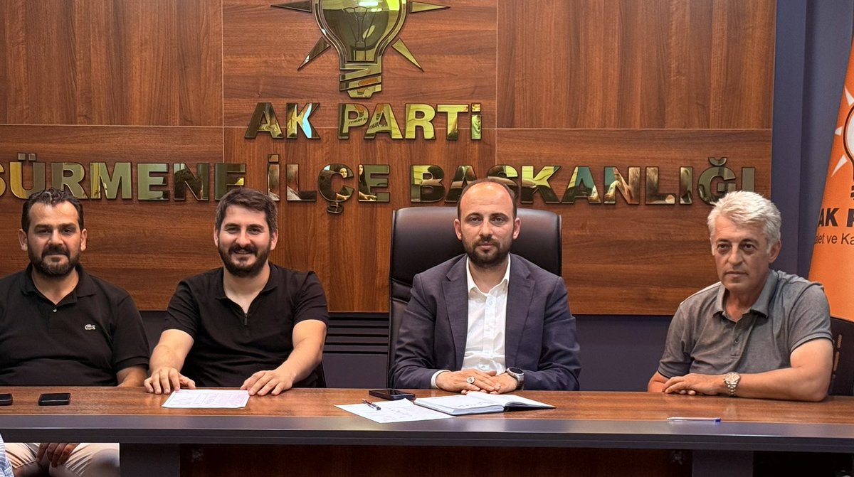 aksurmene's tweet photo. 📍AK Parti Sürmene İlçe Başkanlığı
İlçe Koordinatörümüzün Sıtkı AKTAŞ’ın katılımı ile İlçe Başkanımız Hasan Basri ŞAHİN’in riyasetinde haftalık ilçe yönetim kurulu toplantımızı gerçekleştirdik.

#aksürmene https://t.co/4i7SQrafvq