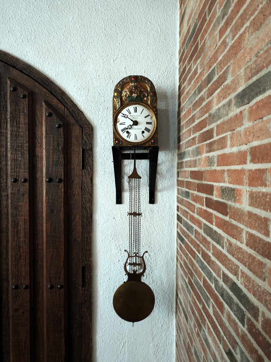 KatySnchez's tweet image. Reloj del Siglo XIX  #reloj #pared #hacerfotos #antigüedad
