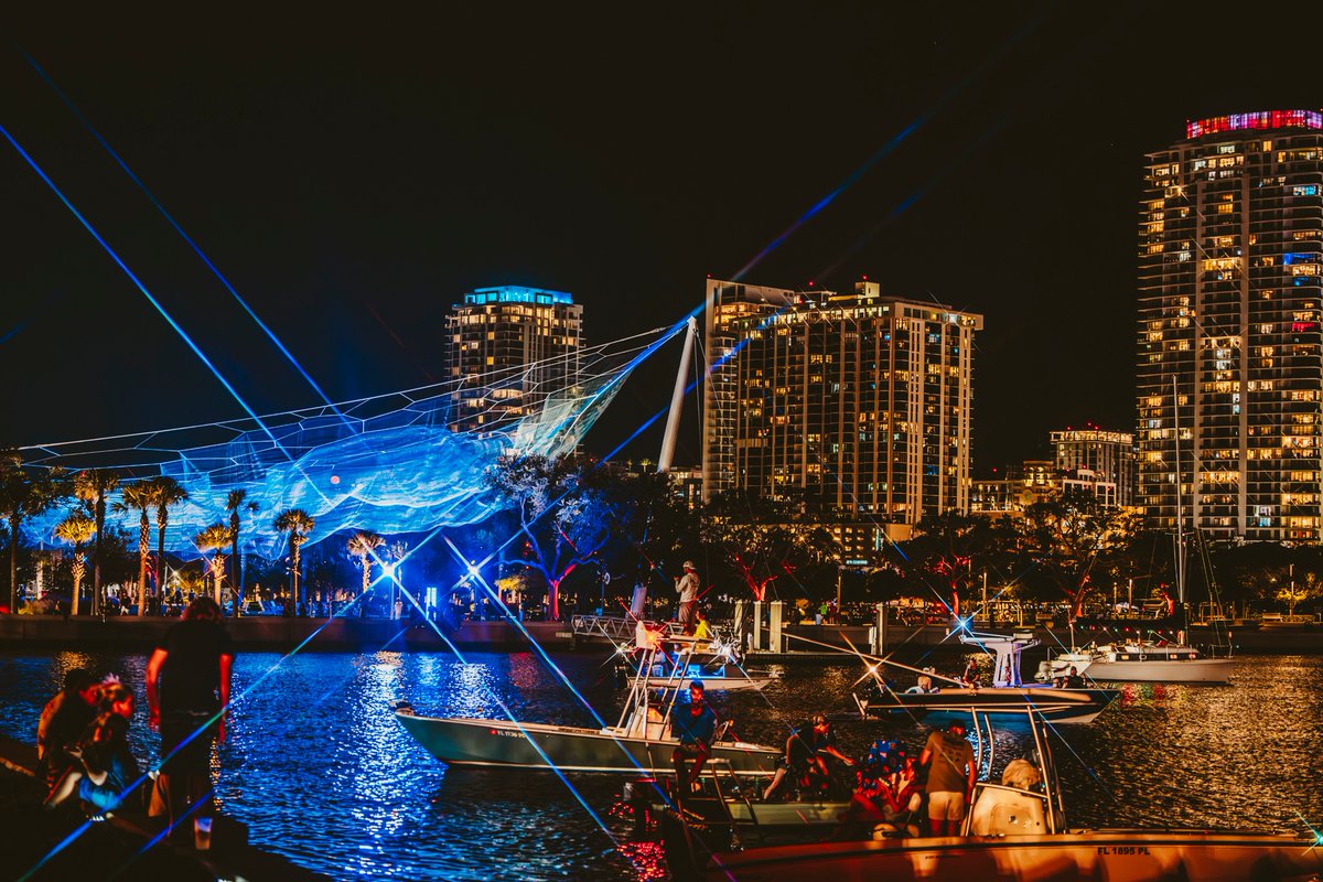 StPetePier's tweet image. 🎶 JULY 12: BEATS ON THE PIER 🎶
Celebrate 5 years with local bands across waterfront stages &amp;amp; free food pairings! End the night with a concert at Spa Beach Park. 🌊🎸🍴
Details: celebrate5years.com/beatsonthepier