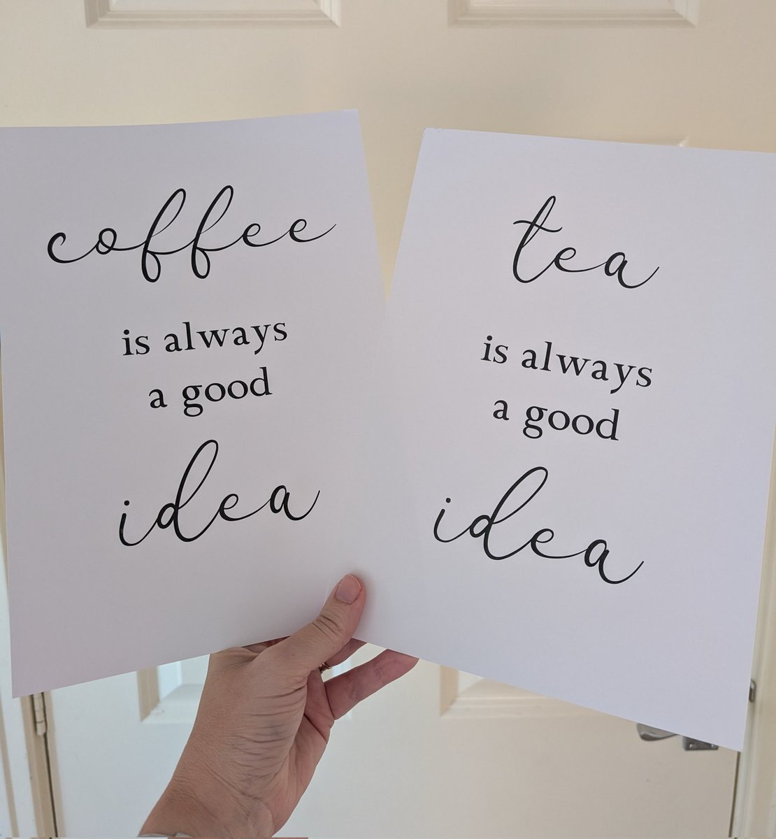 andrealem's tweet photo. Sorting out some of my prints.
Are you team coffee or tea?
It's always tea for me π
#tea #coffee #teaprint #coffeeprint #kitchenprints #shopindie https://t.co/HfBrFW6WZp