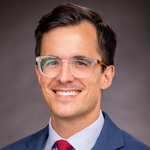science_seattle's tweet image. Dr. @TaylorcostonMD at @UWMedicine is the recipient of the Innovation Catalyst Award! This divisional award is designed to provide funding for the development of innovative ideas and preliminary data for advanced lung diseases.
🎊 Congrats Dr. Coston! bit.ly/3IbNMDp