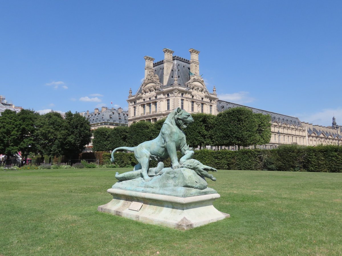 Mart_in_Paris's tweet image. Paris
9 juillet 2025
Le jardin des Tuileries
Les bassins, la vasque olympique, le musée du Louvre, la grande roue de Paris, les sculptures et statues... 💙💙
#ParisJeTaime #ParisLovers