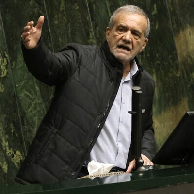 Safarnejad_IR's tweet photo. The Biggest Downgrade In History of Presidents. 🇮🇷🏴 https://t.co/sjGRlIpQen