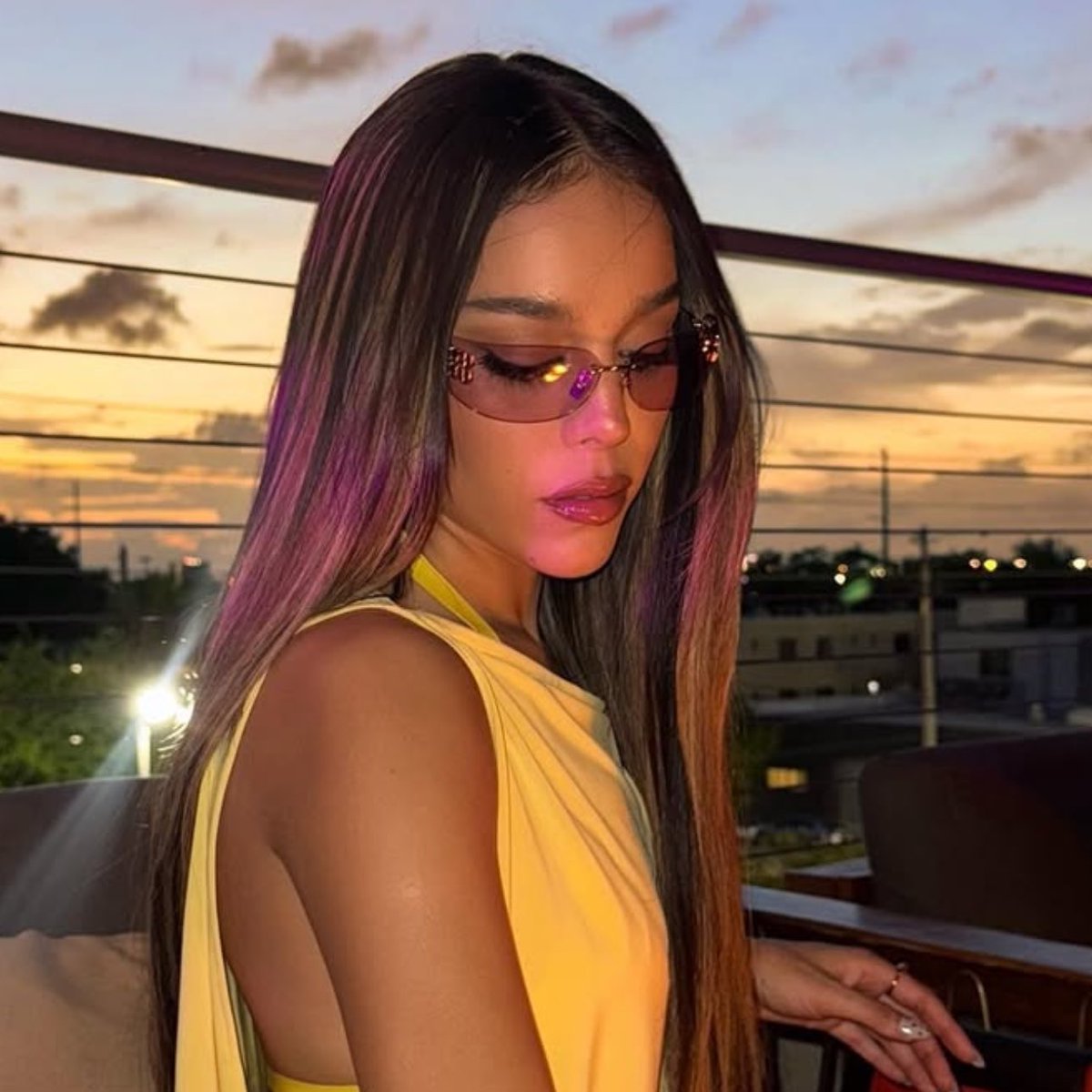 DANNA_Today's tweet photo. Oficialmente el nuevo nombre artístico de DANNA ha sido actualizado en Youtube y Youtube Music https://t.co/M3CugEL4Wy