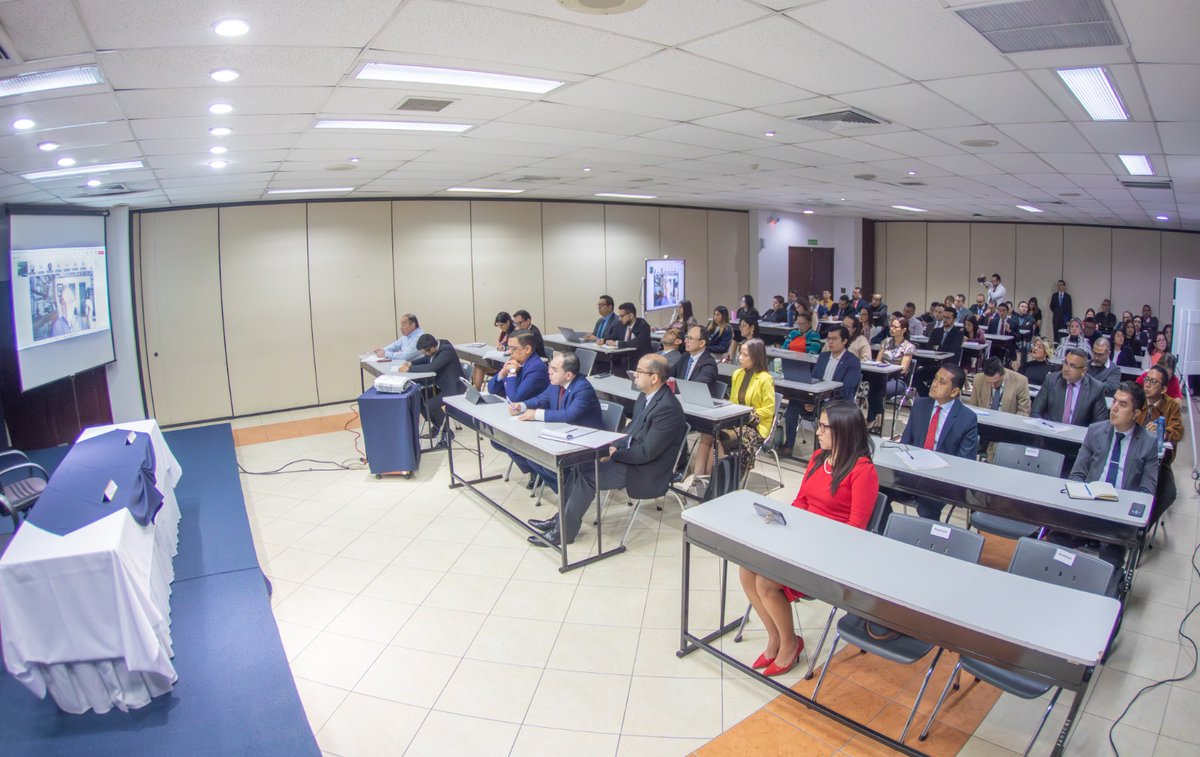 Magistrados de la Corte Suprema de Justicia participaron en la jornada “Redacción de Sentencias Judiciales”, impartida por el magistrado emérito del Tribunal Supremo de España, Perfecto Andrés Ibáñez, como parte del ciclo académico impulsado por la Sala de lo Contencioso