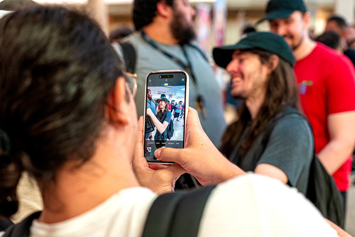 Mystic_Angel24's tweet image. Better late than never!
My album from the @VersusGamesOVDO #OnePieceTCG Regionals is up.
angelcevallos.smugmug.com/Conventions/Ve…