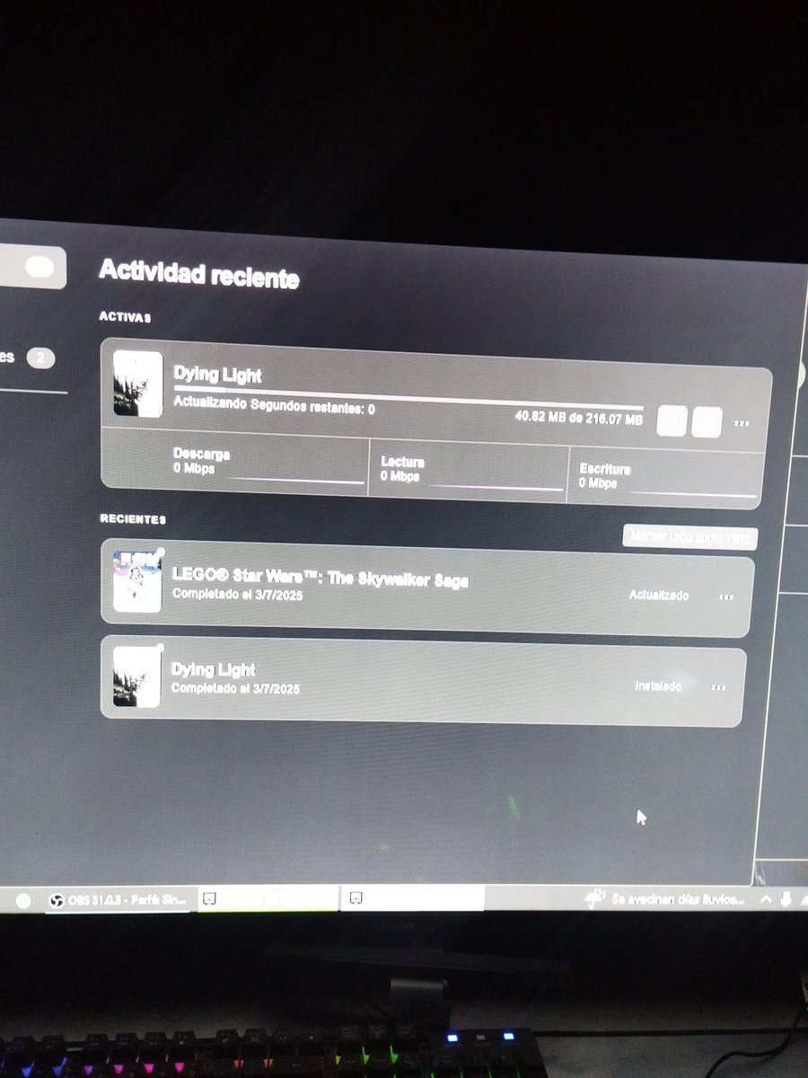 katak457's tweet photo. Iba a jugar Dying Light y salto una actualización, alguien sabe de que son esos 200mb de actualización?

#DyingLight https://t.co/VVVsHLPlv7