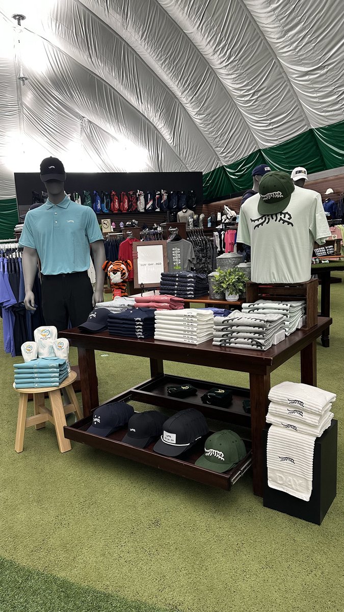 Stop by The Sportsplex and check out the newest SUN DAY RED drop. 🔥🔥