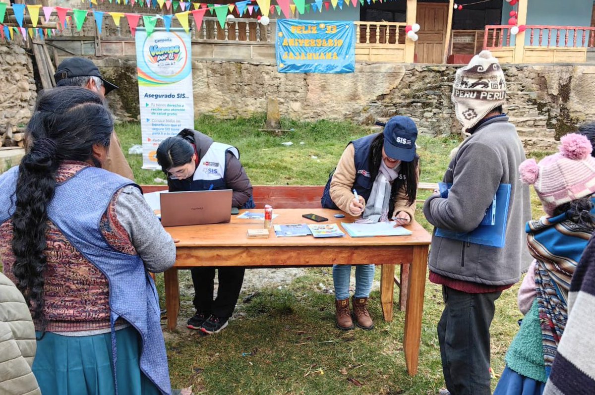 #FeriasItinerantesSIS
#RutasDeLaSalud💙

📍 #Cusco | 🇵🇪 Se llevaron a cabo las Ferias Itinerantes “Rutas de la Salud” en los distritos de Poroy, San Sebastián y Challabamba, donde más de 1900 personas accedieron a los servicios de actualización de datos, atención de consultas, y
