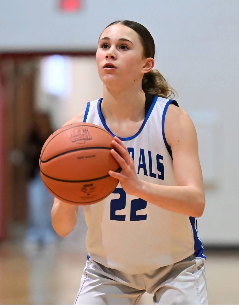 AW_LadyGenerals's tweet image. Make sure to check out two of incoming freshmen as they hit the floor at @TFNsRun4Roses this weekend! These two continue to make our program proud!
🏀 Gianna Cusumano (NWO Elite Badiuk)
🏀 Payton Hill (Pro Day Lady Lightning; @paytonh419)
