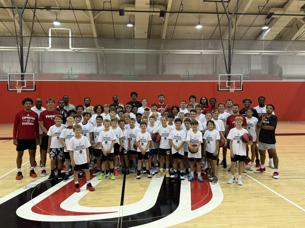 OmahaMBB's tweet image. What an awesome camp! Thank you to everyone who made it a success. 🏀🔥
#OmahaMBB #GoMavs 🔴⚫️🤘