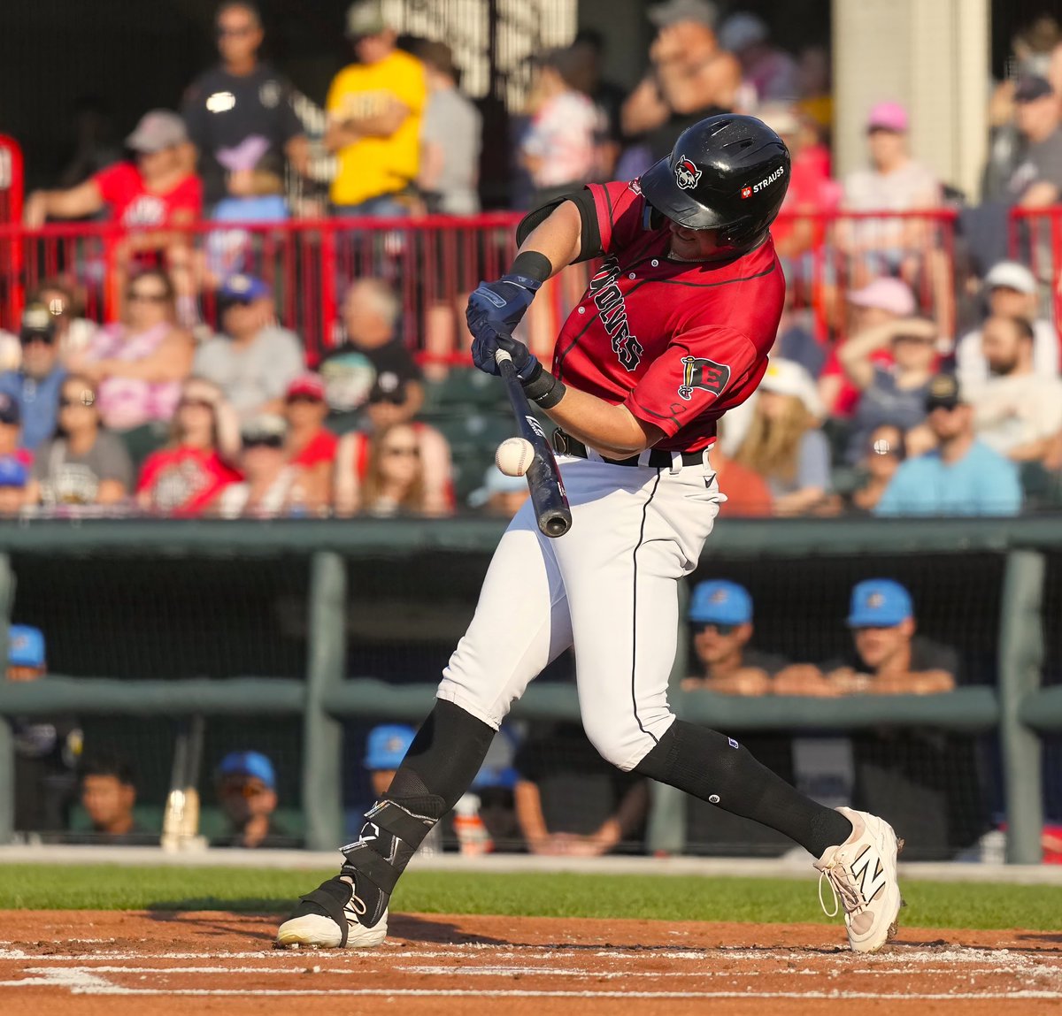 Mike Godlewski (@mike76godlewski) on Twitter photo .<a href="/erie_seawolves/">Erie SeaWolves</a> Chris Meyers with a 2 run blast to right, Howlers lead the Mayflies 2-0 in the top of the 2nd.
PC: Mike Godlewski/MiLB.com .<a href="/erie_seawolves/">Erie SeaWolves</a> Chris Meyers with a 2 run blast to right, Howlers lead the Mayflies 2-0 in the top of the 2nd.
PC: Mike Godlewski/MiLB.com