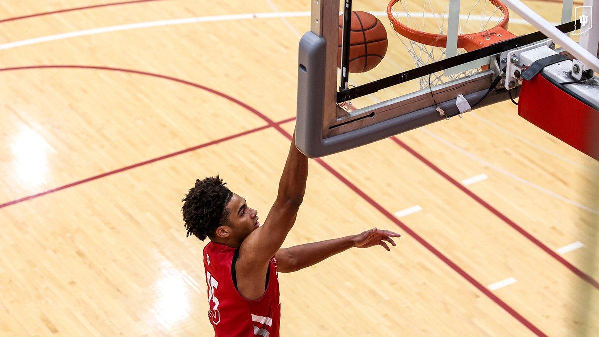 IndianaMBB's tweet image. Midweek buckets. 🫡