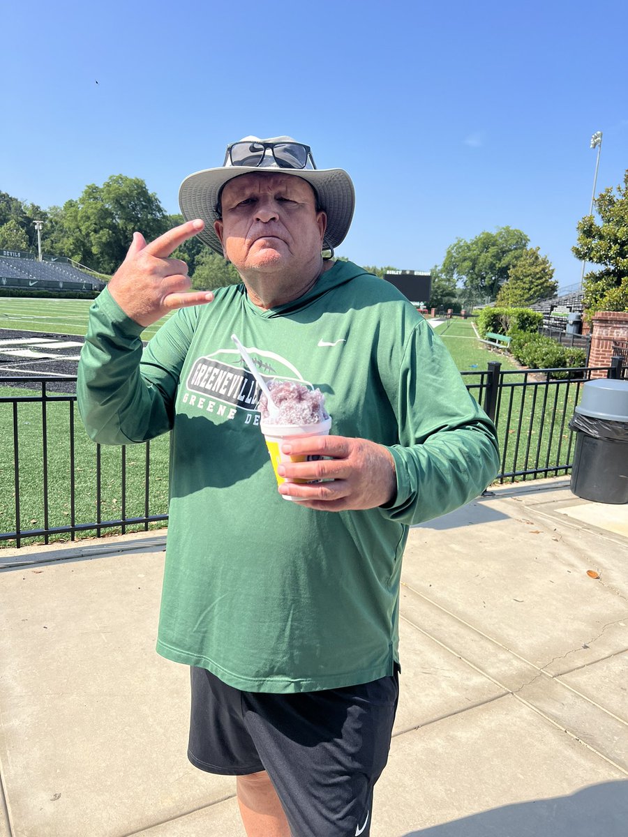 GreeneDevilsFB's tweet image. A little Sno Biz to end workouts today 💪
Go Devils!