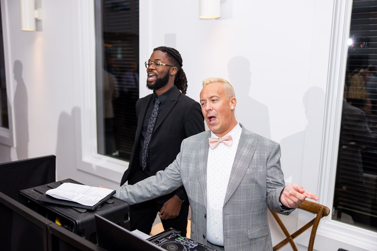 InstantRequest's tweet image. DJ Jimmy will play songs so good he can't help sing along with everyone
Photographer: Eric Vest Photography buff.ly/CYfAToA 
Venue: @HuttonHouseMN 
DJ: Jimmy B buff.ly/vYC5bbF 
Planner: Jess Shoen buff.ly/s0T0Vga